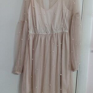 Cute Nude pearls dress ballon sleeve size M